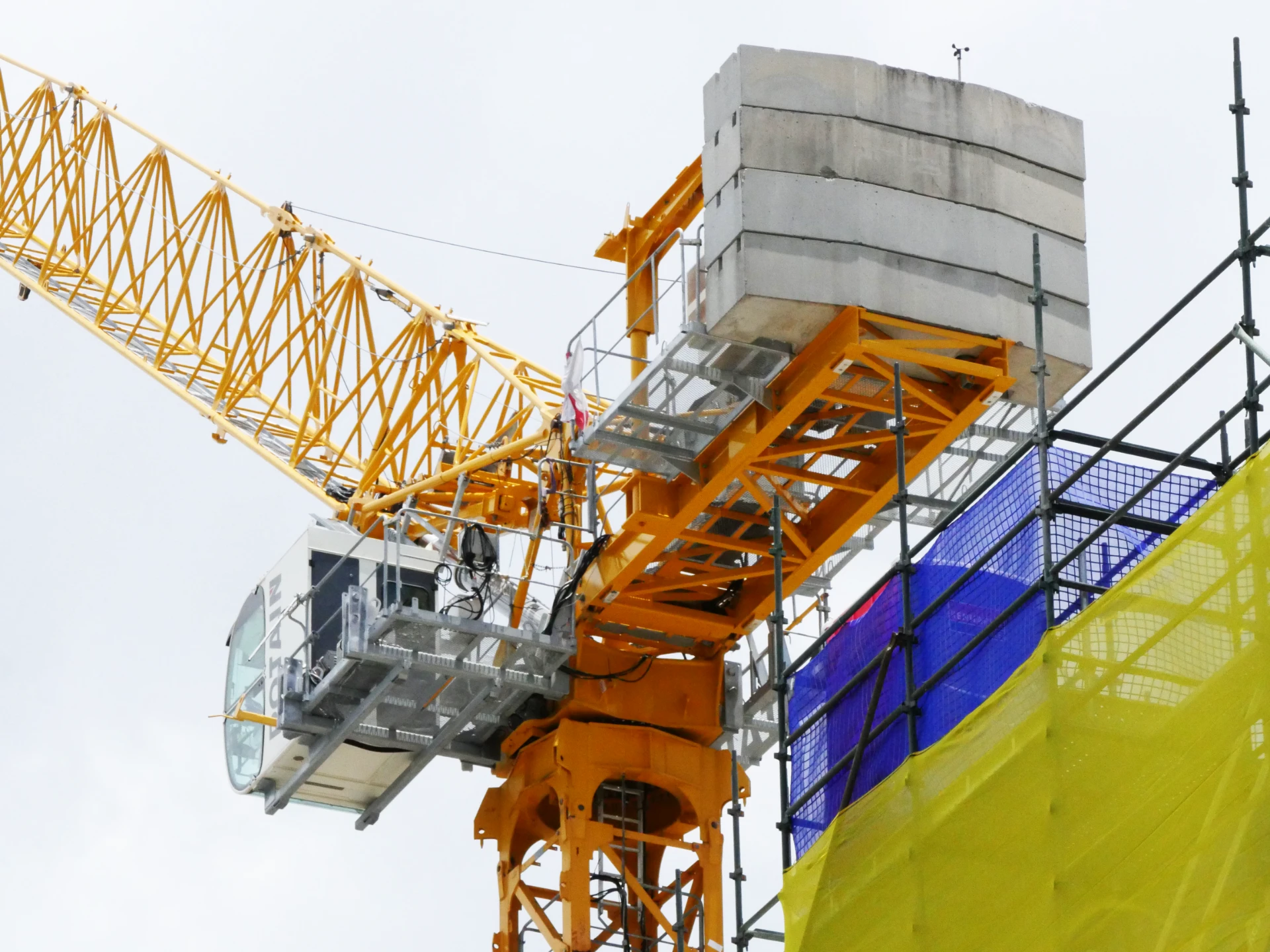 crane hire south east qld